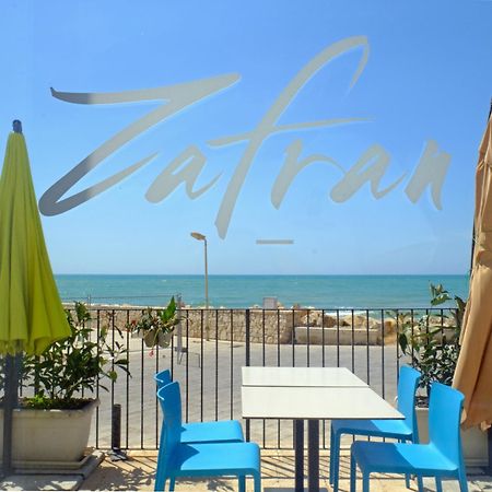 Zafran Boutique Hotel ドンナルカタ エクステリア 写真