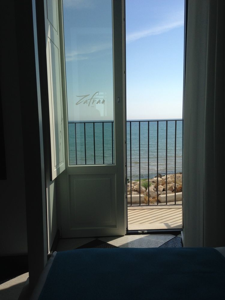 Zafran Boutique Hotel ドンナルカタ エクステリア 写真